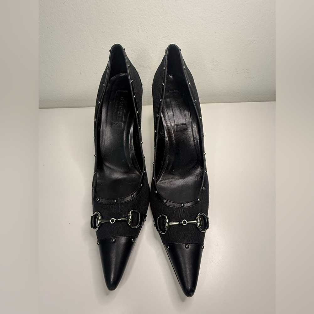Authentic Gucci Heels Courts Logo Monogram Black Pointed Toe Horsebit, 7 1/2 B